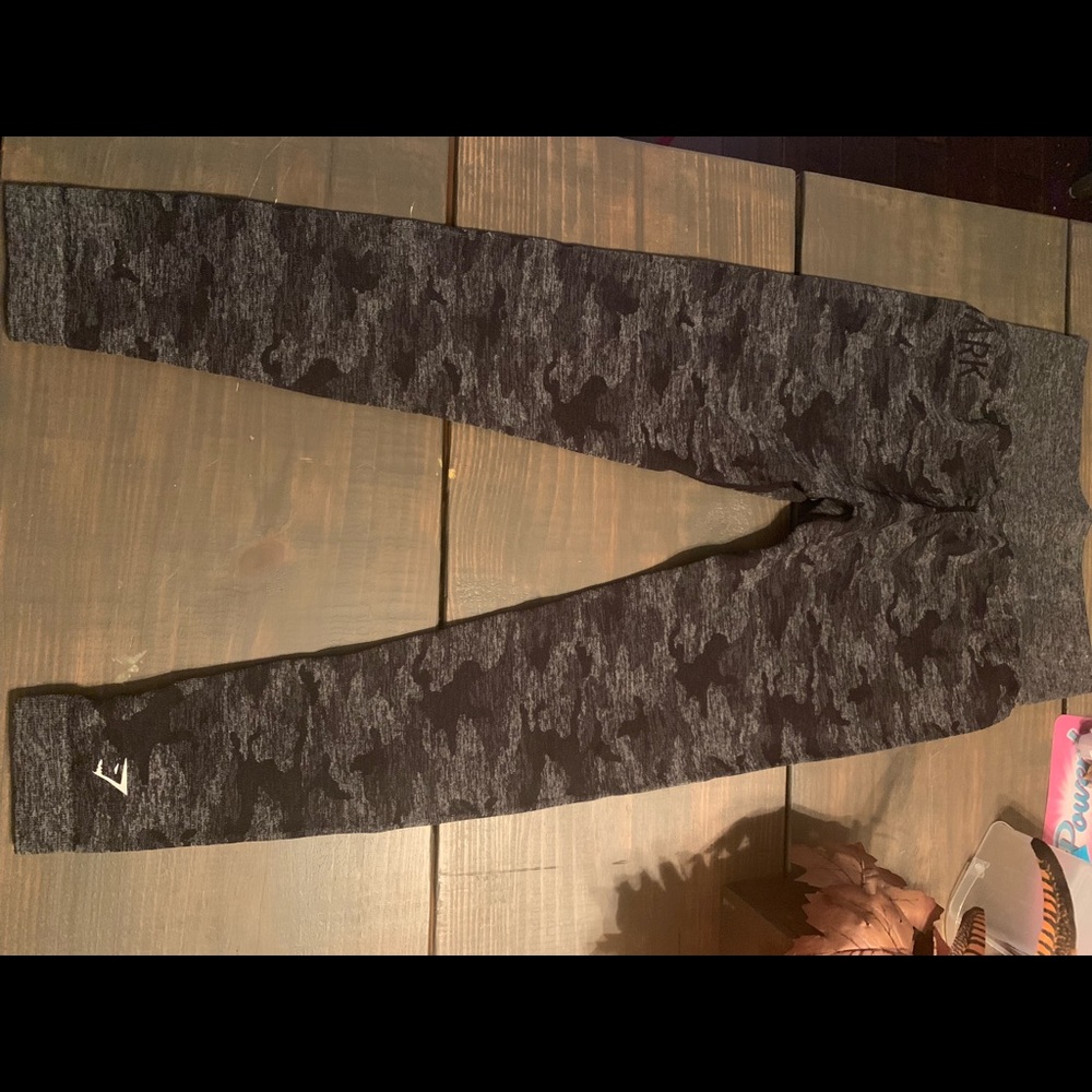 Gymshark camo seamless